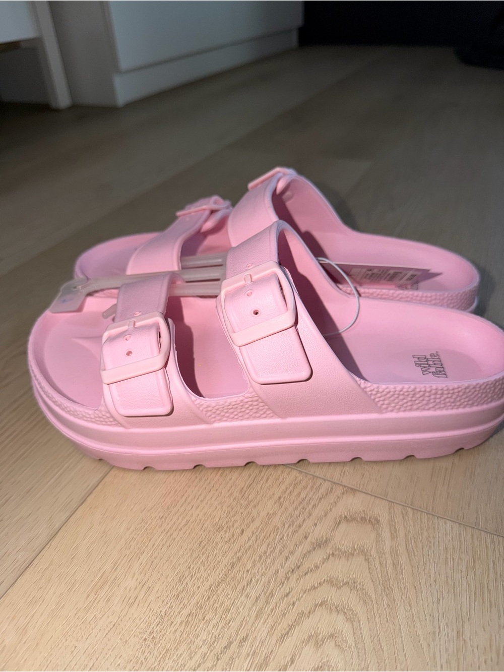 NWT Target Wild Fable Pink Double-Buckle Slide Sandals Size 7 - Picture 4 of 5